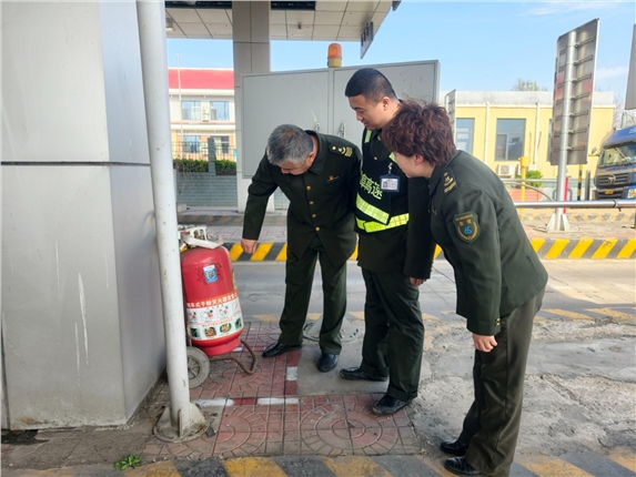 E1E76CF822DB41982657D1906B772A2A.jpg E1E76CF822DB41982657D1906B772A2A.jpg